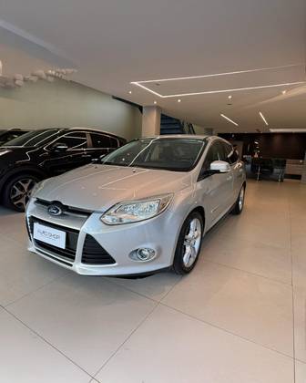 FORD FOCUS 2.0 SE SEDAN 16V FLEX 4P AUTOMÁTICO
